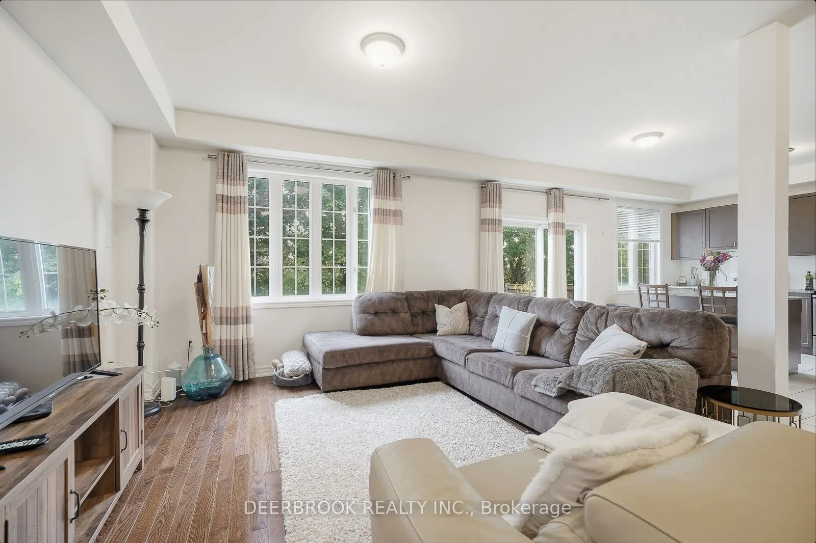 67 Promenade Drive
