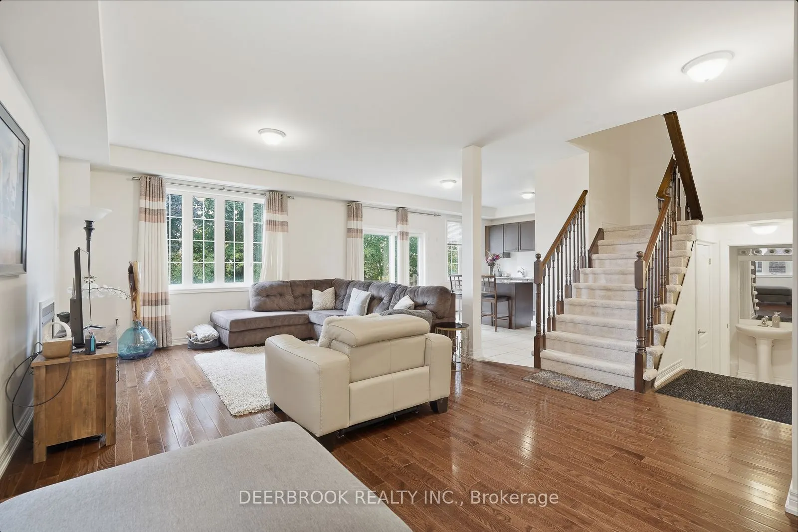 67 Promenade Drive