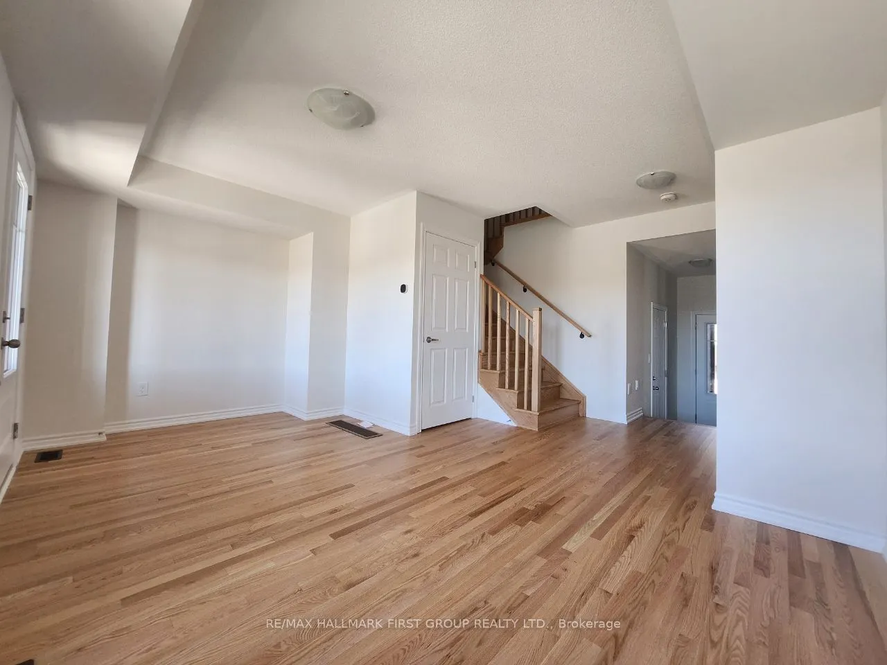 697 ALEXANDER KNOX Road