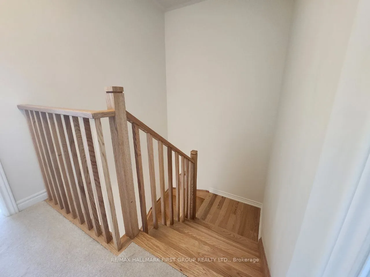 697 ALEXANDER KNOX Road
