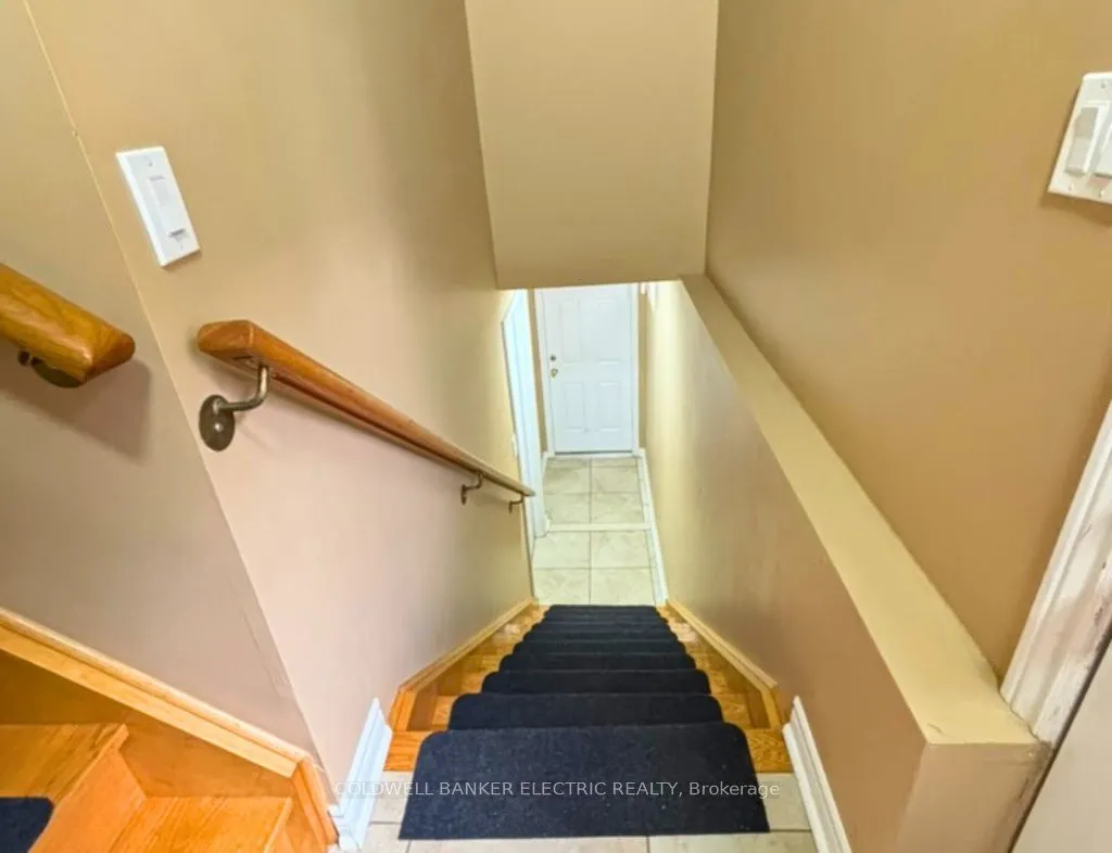 1215 Simcoe Street S, #BSMT