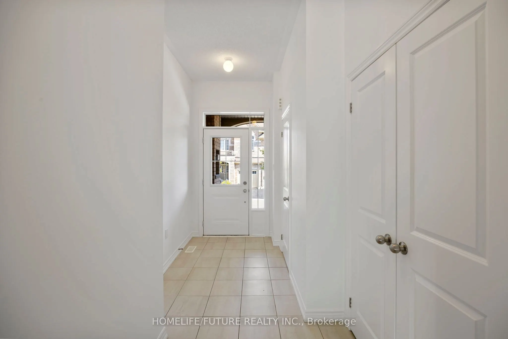 10 Brent Crescent