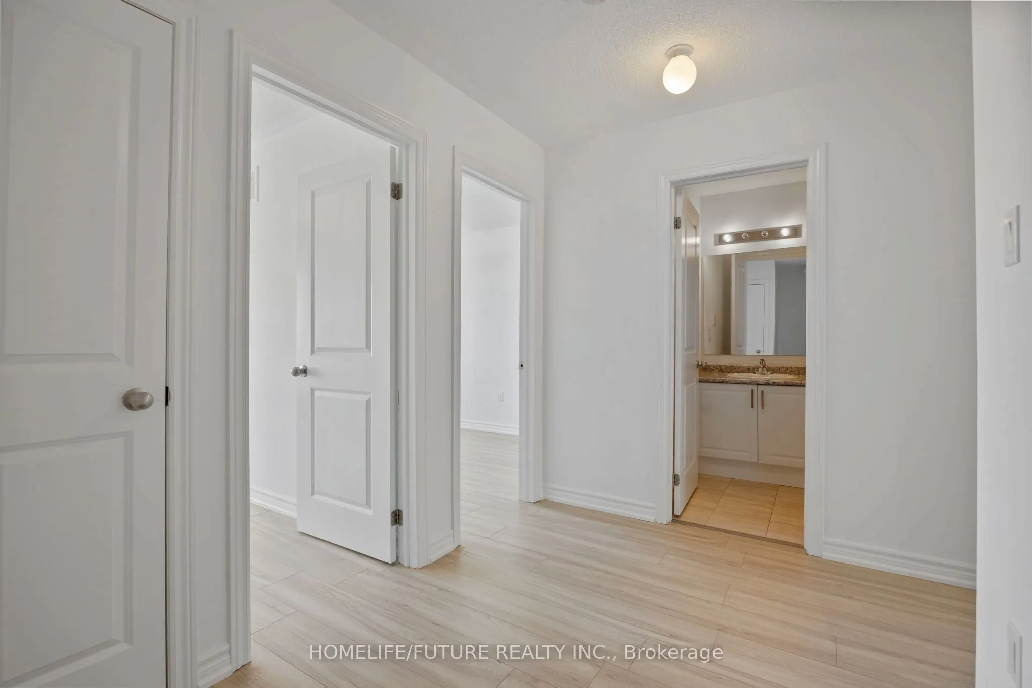 10 Brent Crescent