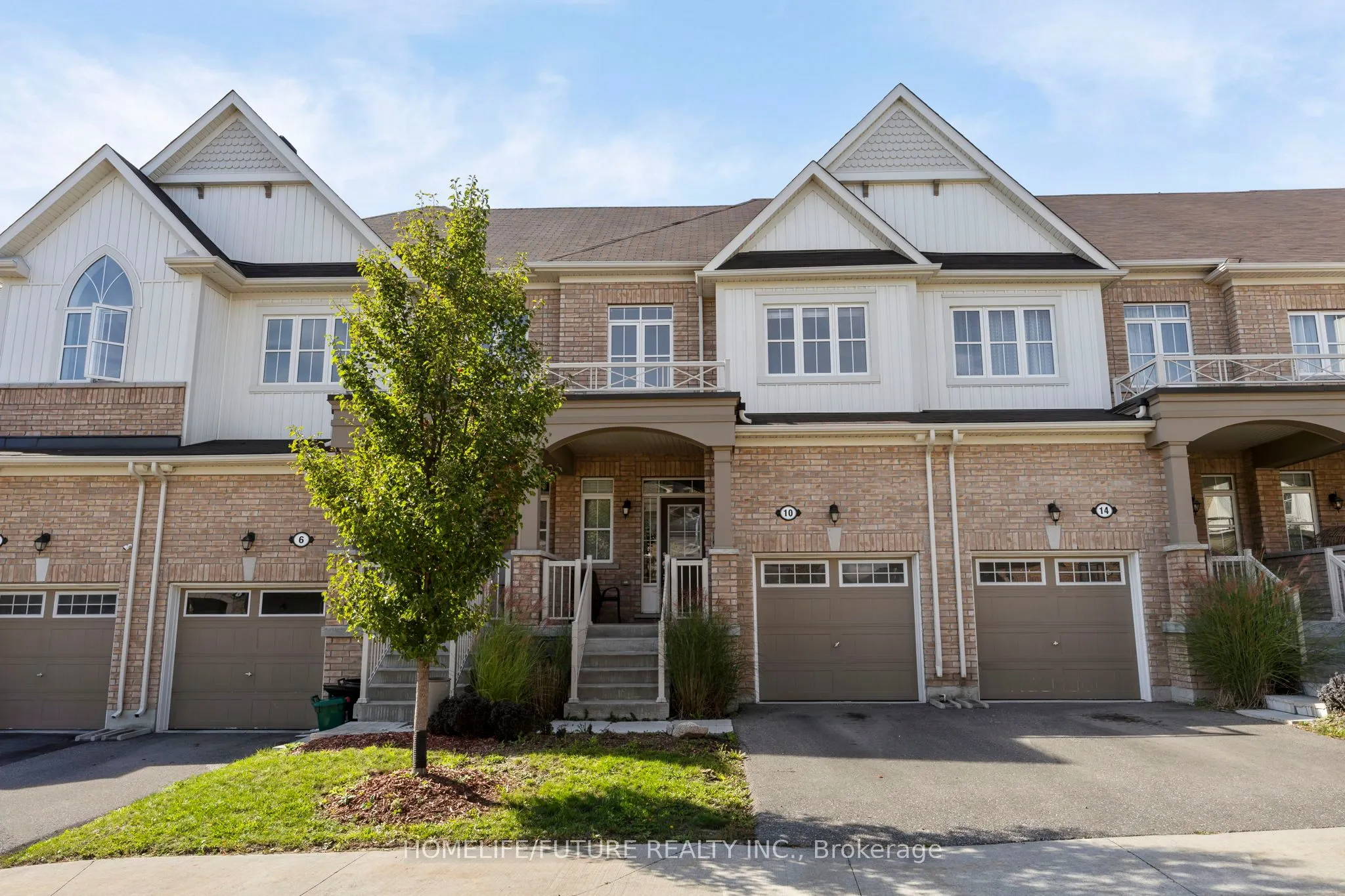 10 Brent Crescent