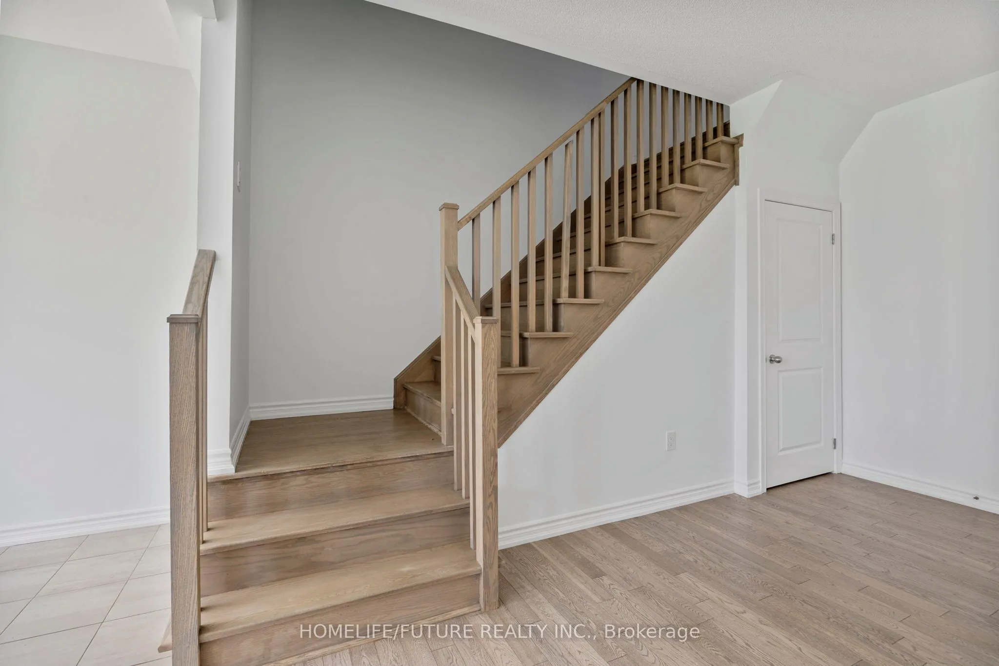 10 Brent Crescent
