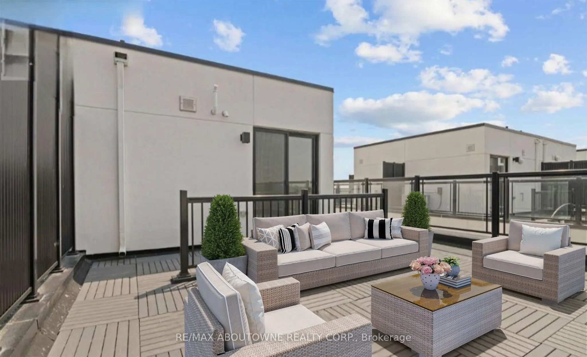 1695 Dersan Street, #220