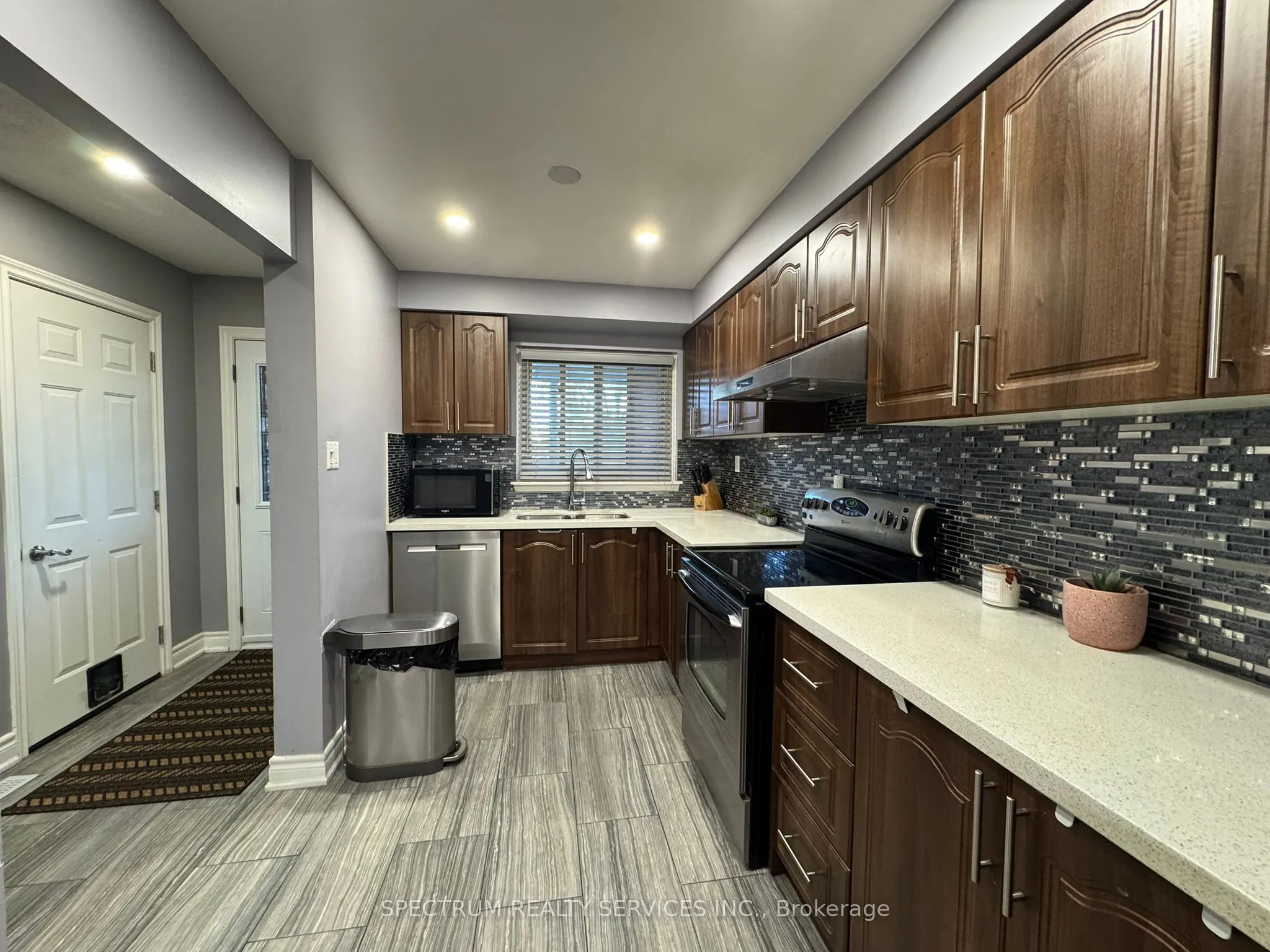 43 Mammoth Hall Trail