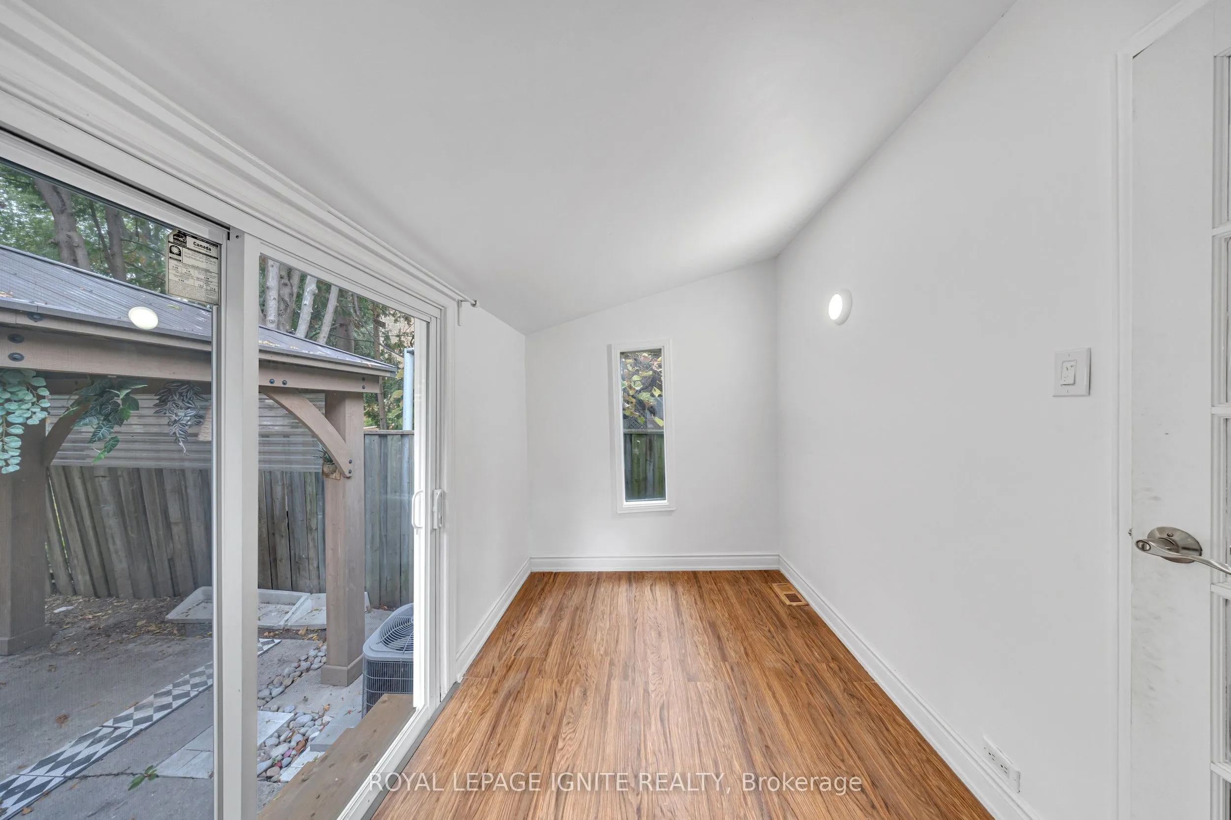 148 Barrington Avenue