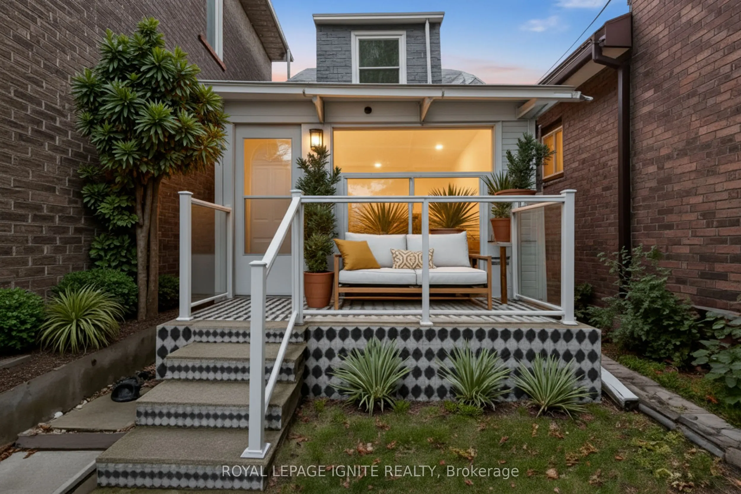 148 Barrington Avenue