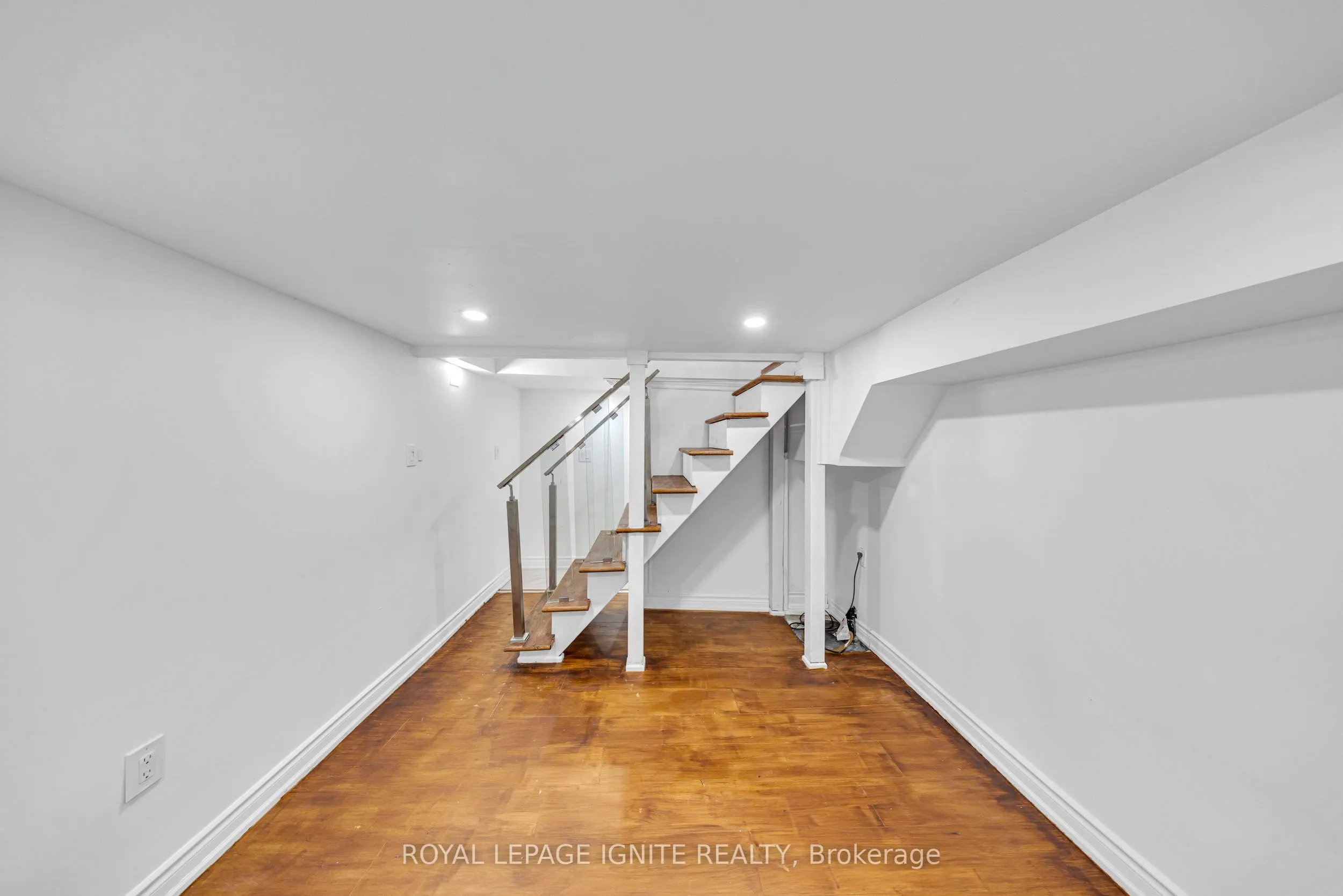 148 Barrington Avenue