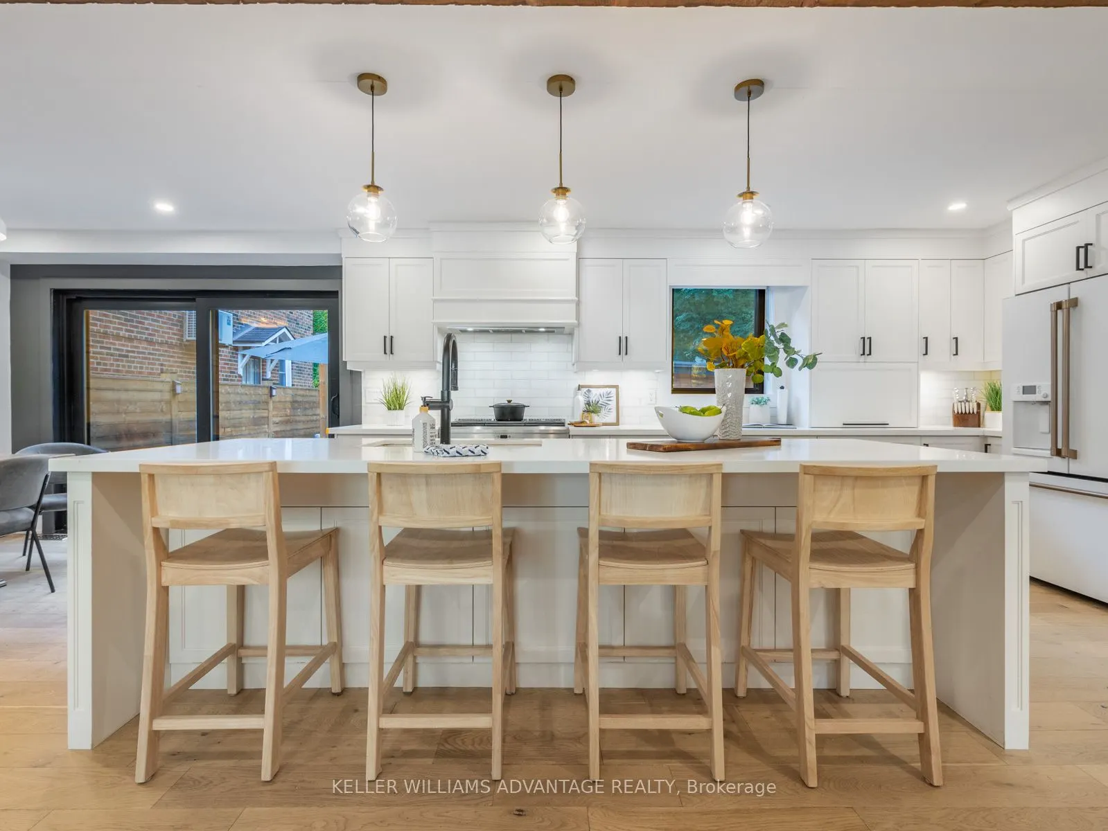 93 Glen Davis Crescent