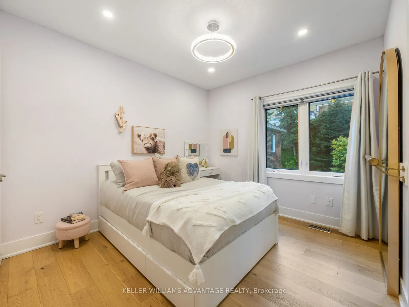 93 Glen Davis Crescent