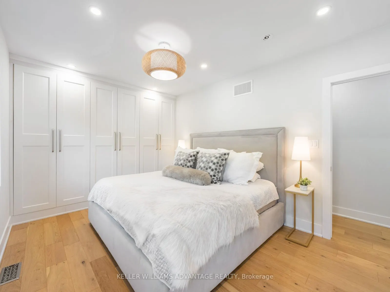 93 Glen Davis Crescent