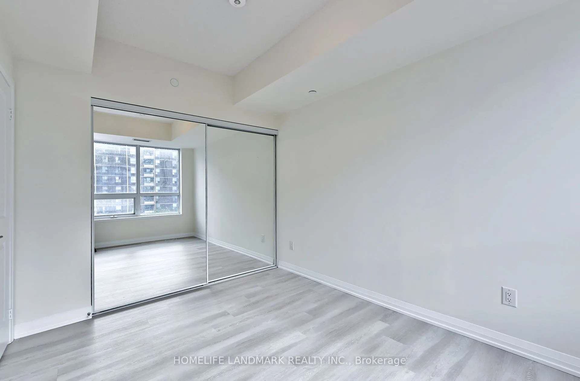 3270 Sheppard Avenue E, #824