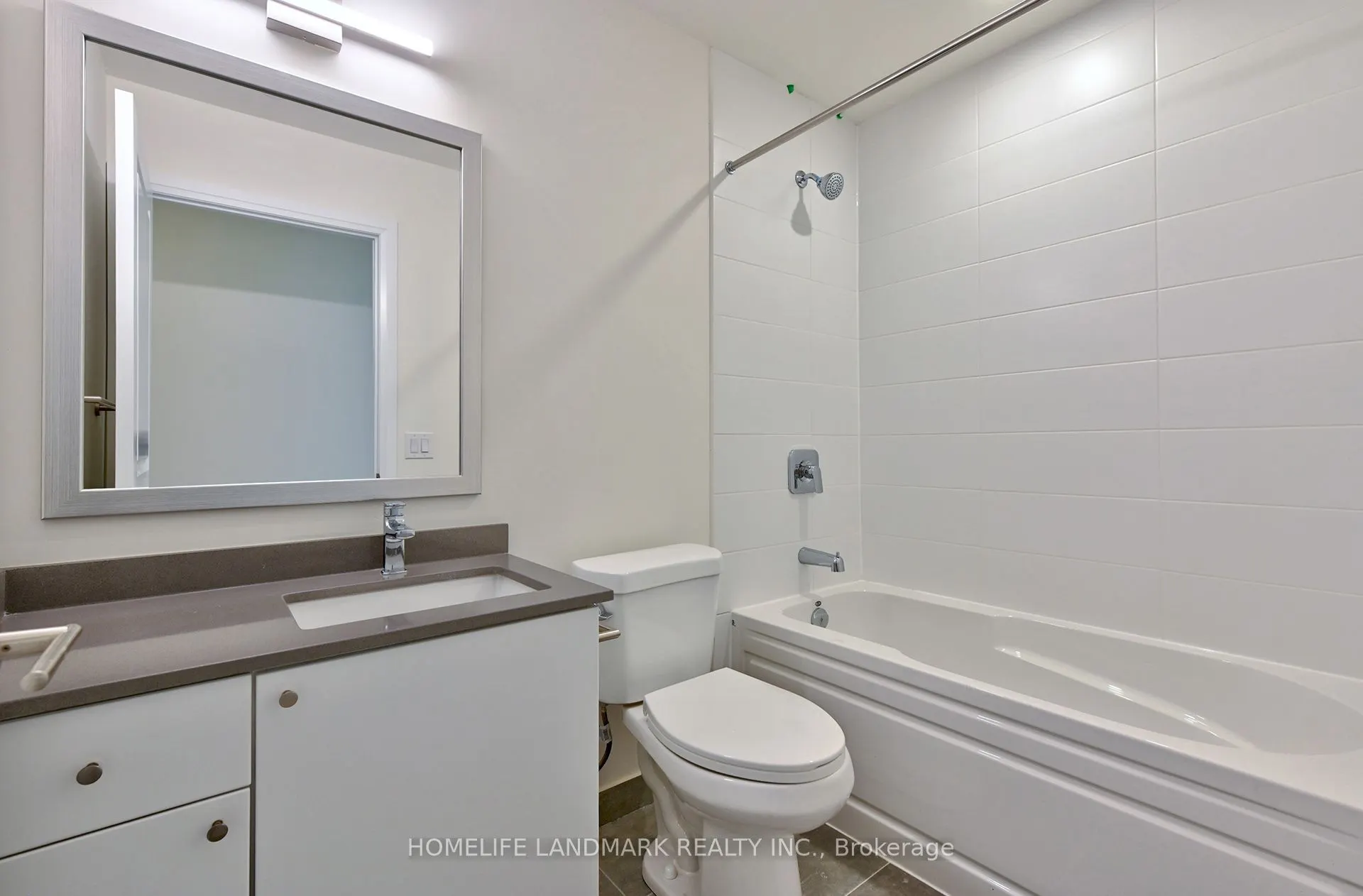 3270 Sheppard Avenue E, #824