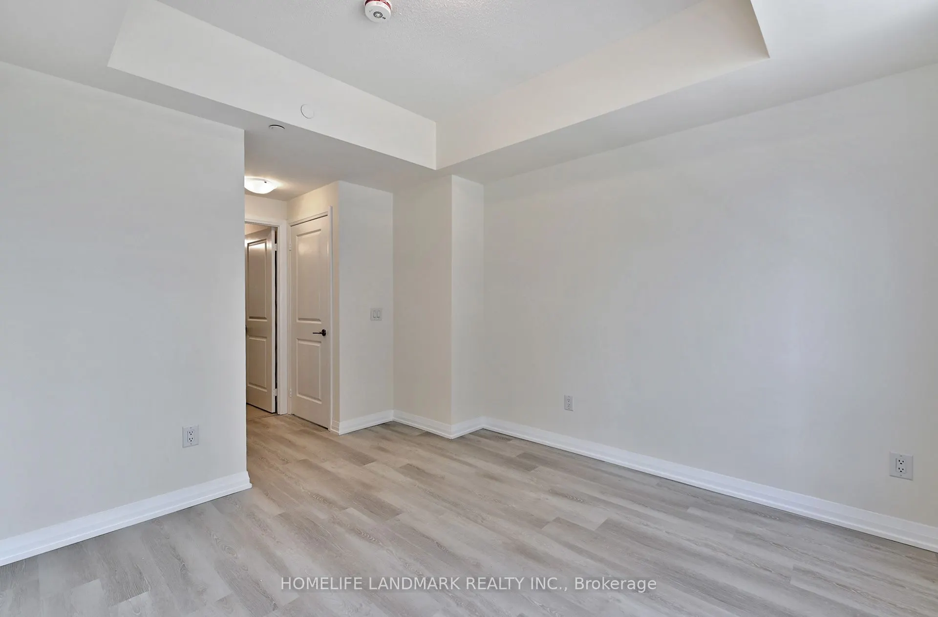 3270 Sheppard Avenue E, #824