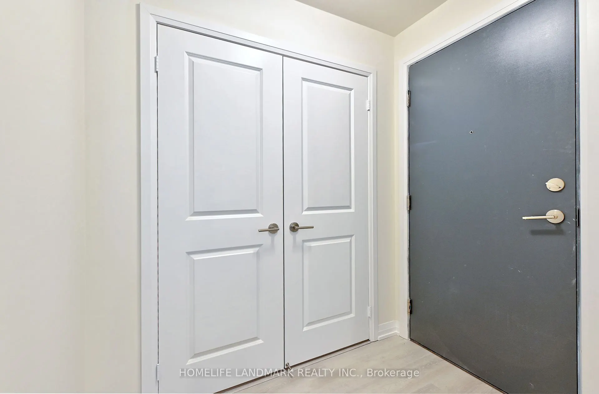 3270 Sheppard Avenue E, #824