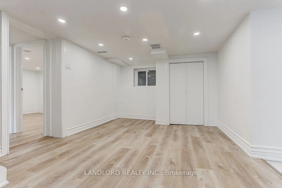 1206 Broadview Avenue, #Lower