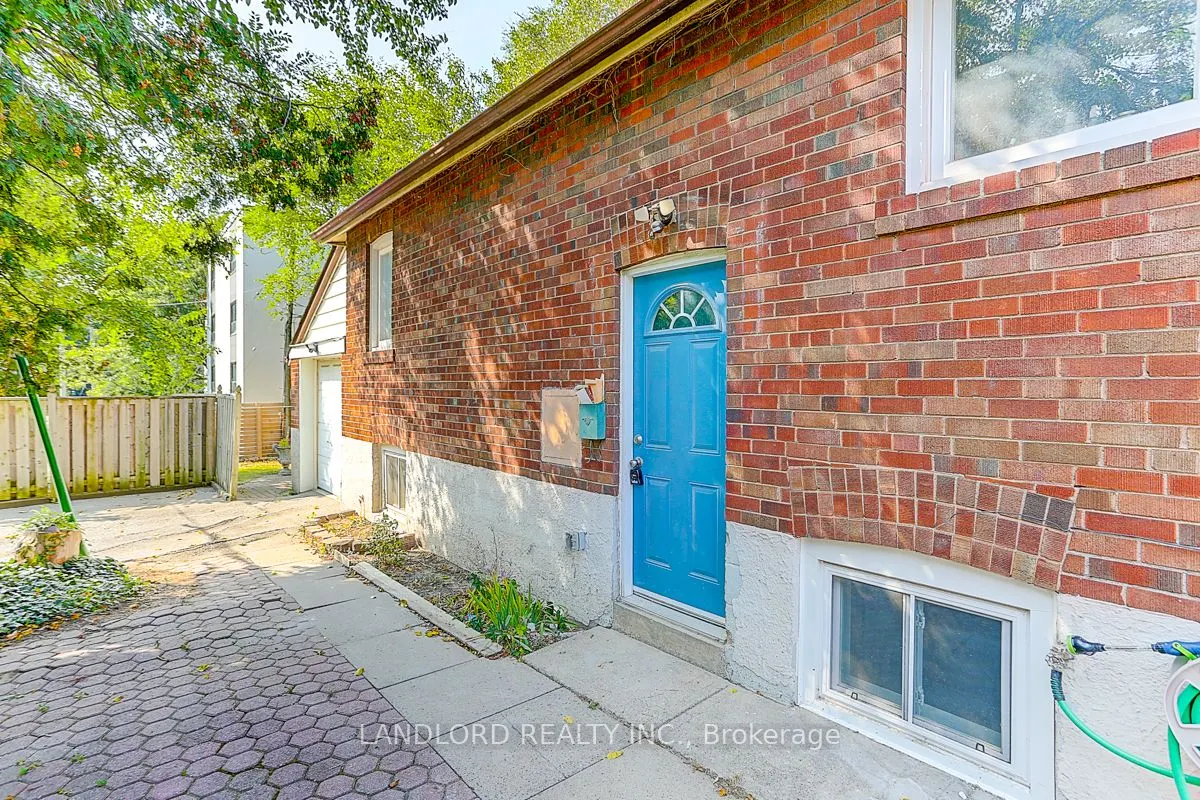1206 Broadview Avenue, #Lower