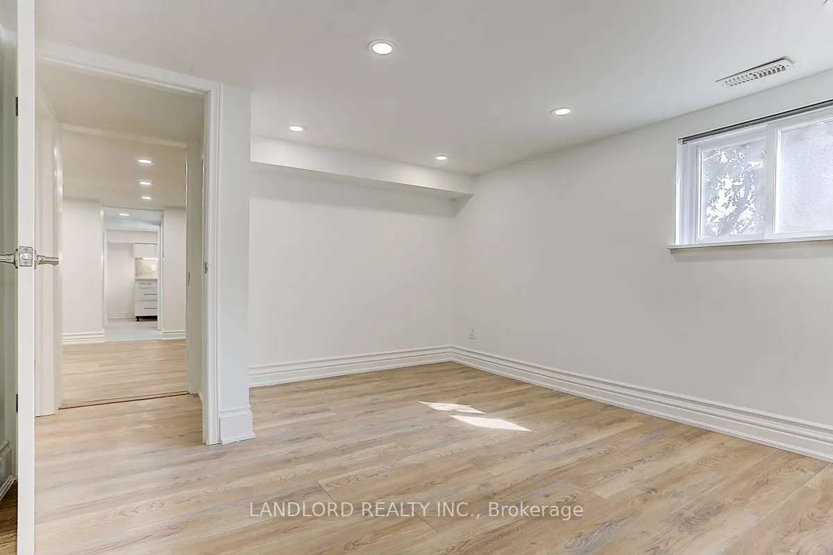 1206 Broadview Avenue, #Lower