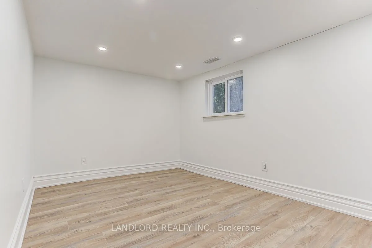 1206 Broadview Avenue, #Lower
