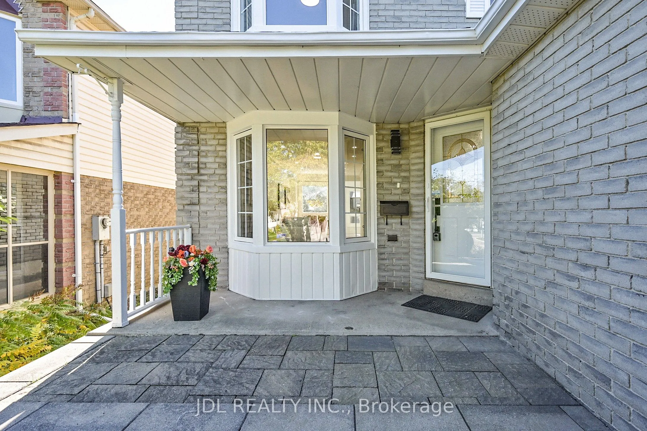 1093 Glenanna Road