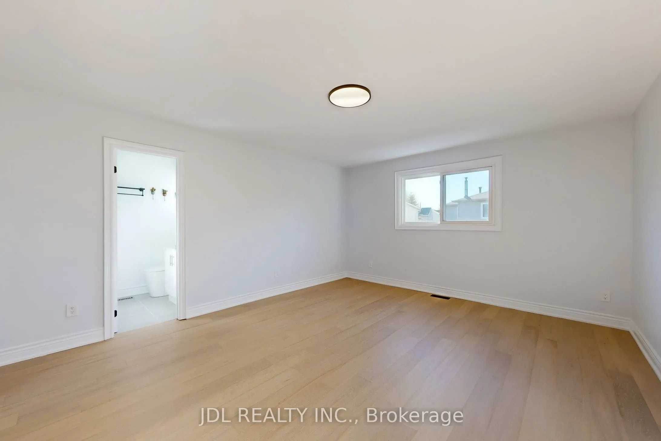 1093 Glenanna Road
