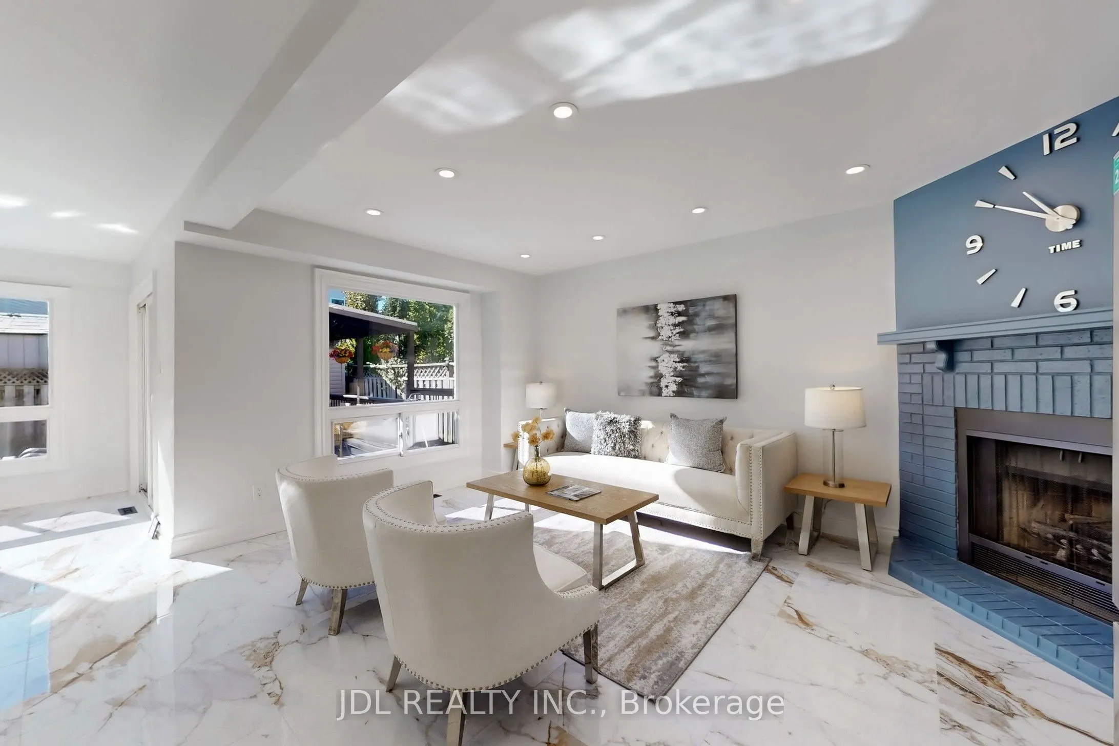 1093 Glenanna Road