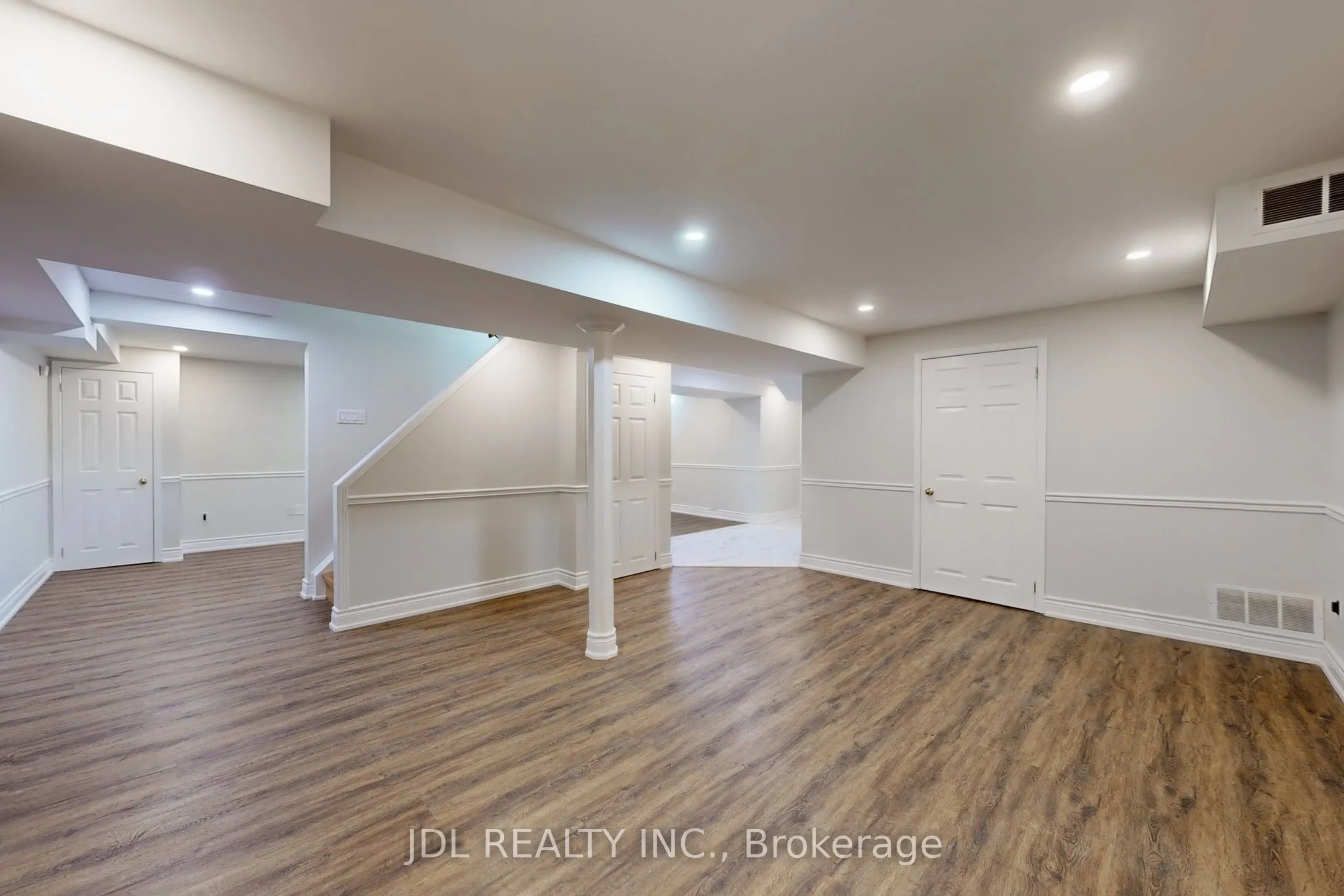 1093 Glenanna Road