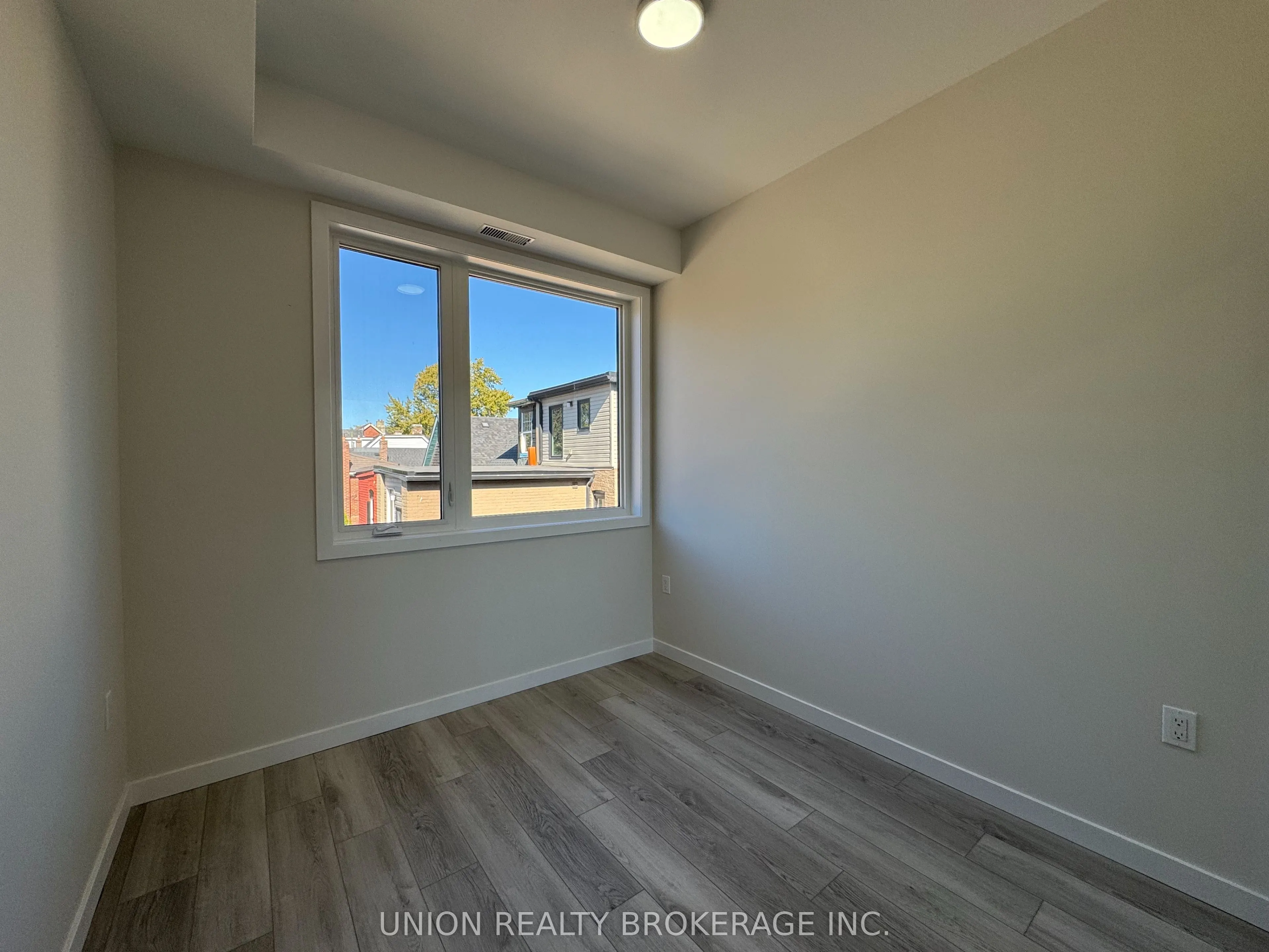 1184 Queen Street E, #4