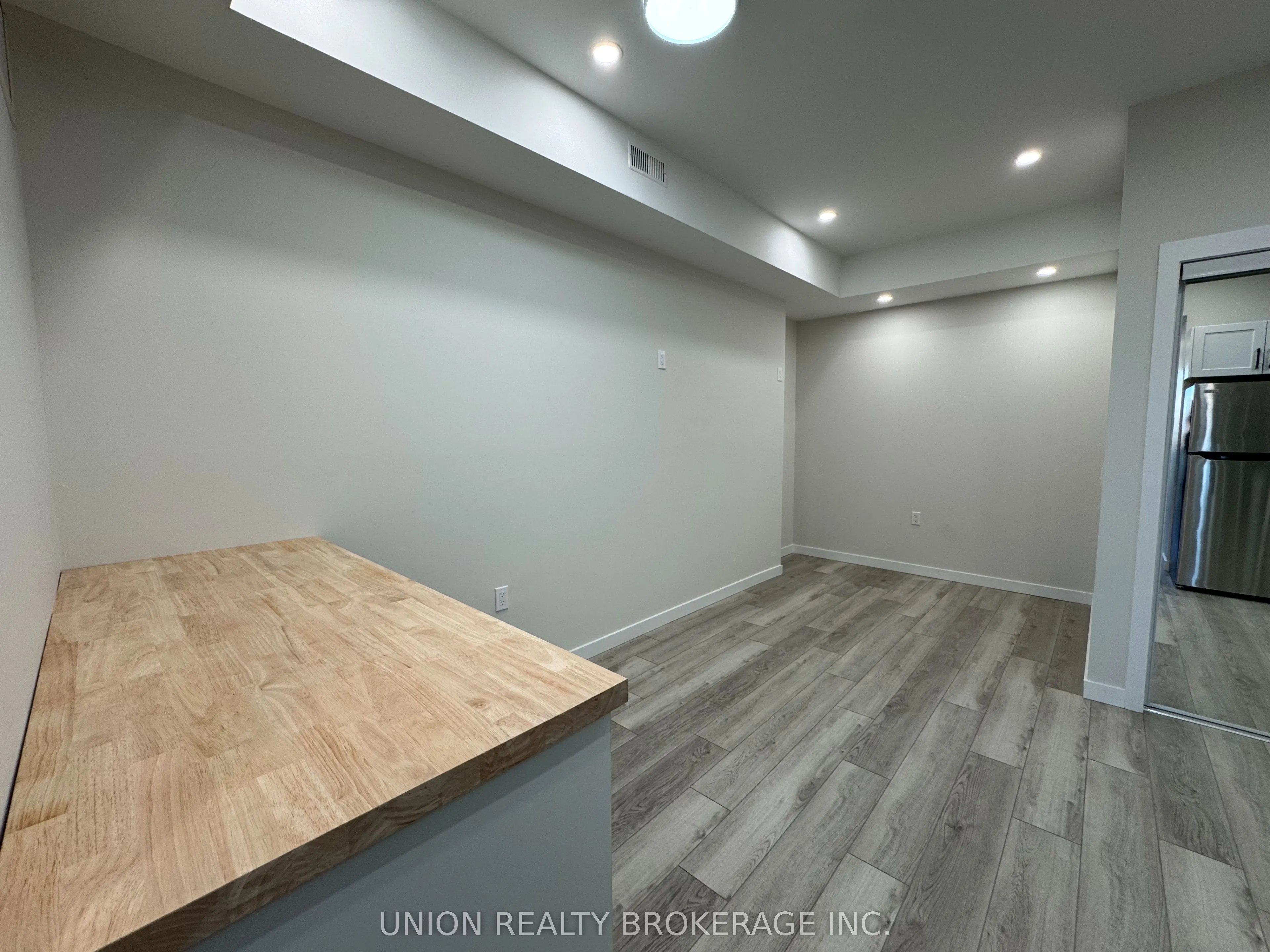 1184 Queen Street E, #4
