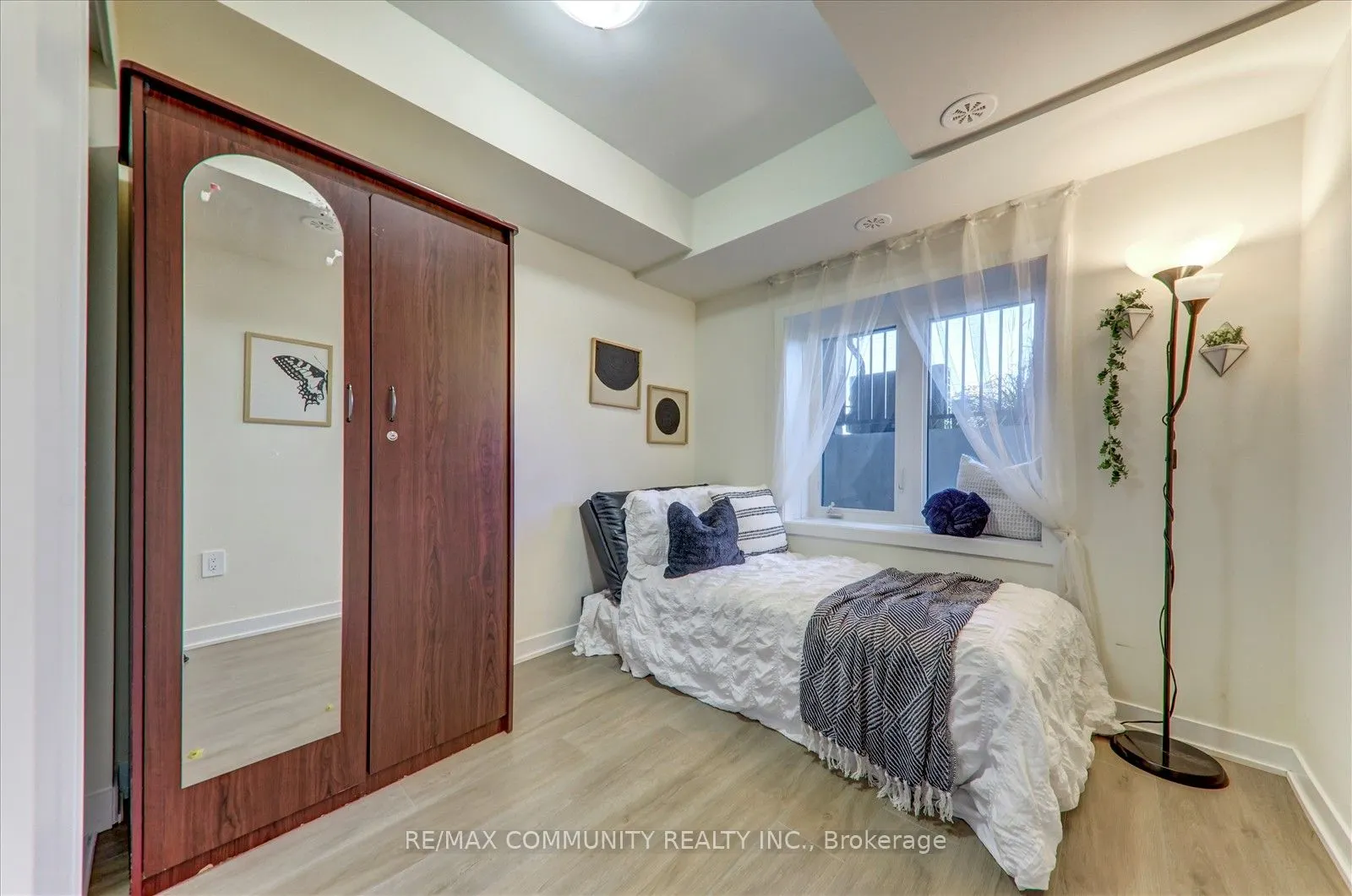 755 Omega Drive, #323