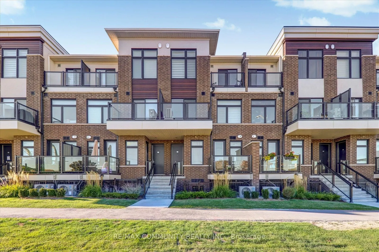 755 Omega Drive, #323