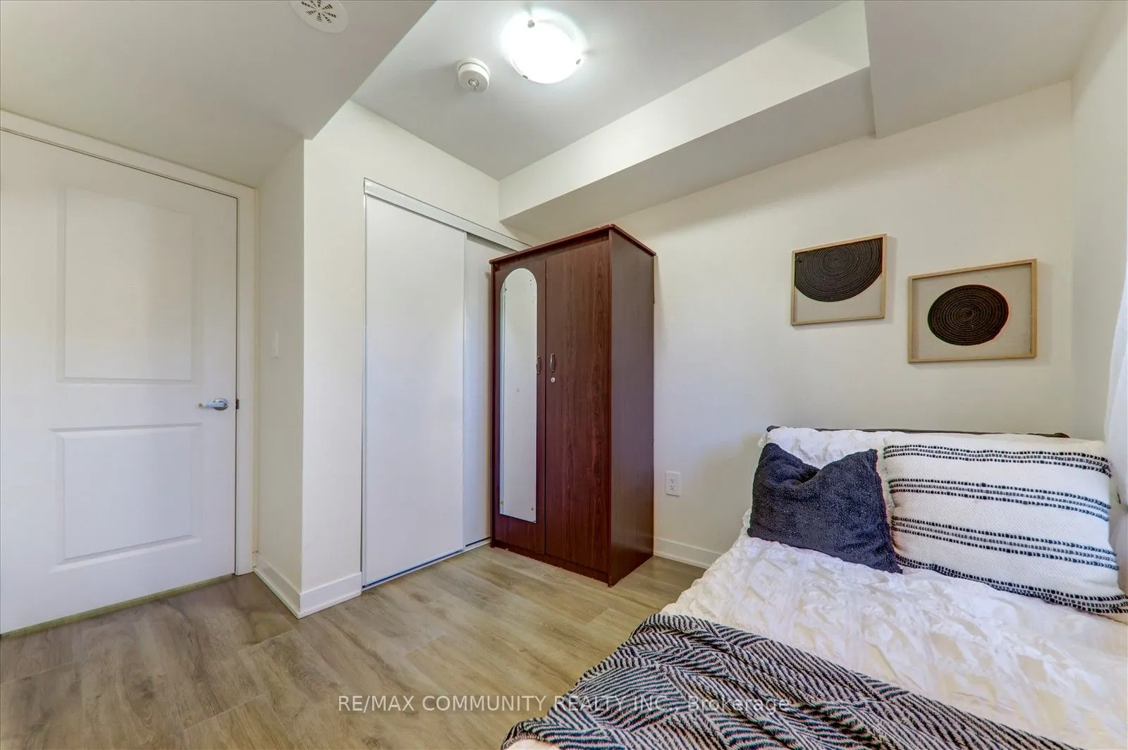 755 Omega Drive, #323