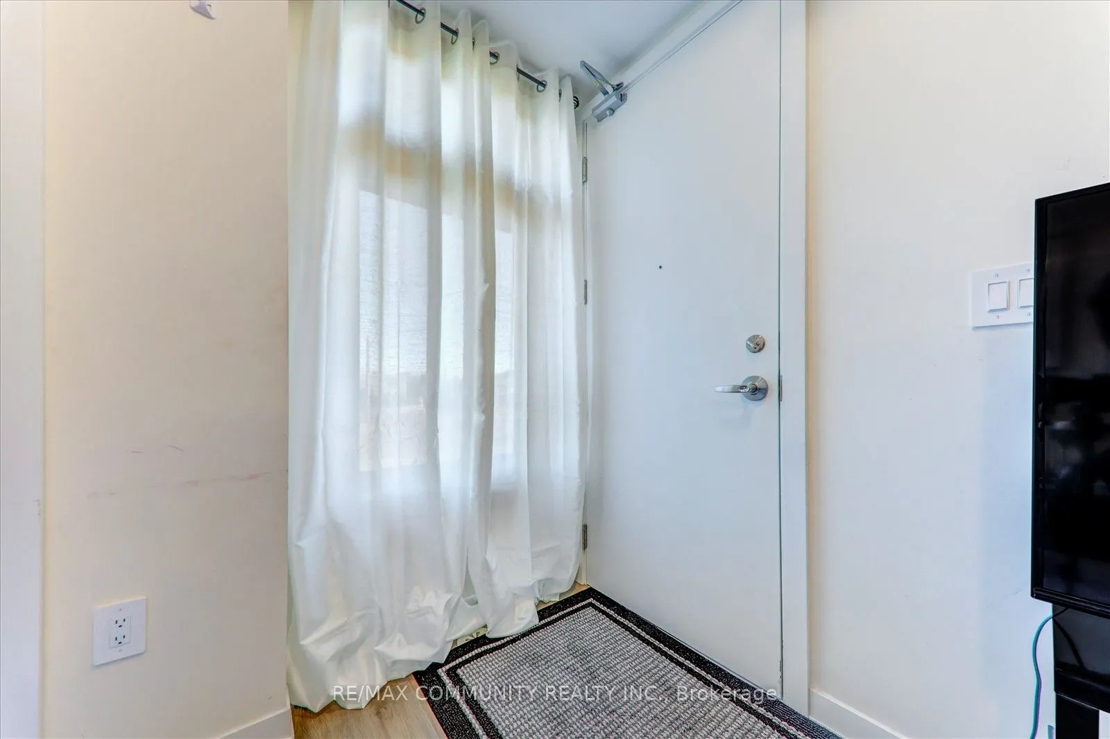 755 Omega Drive, #323