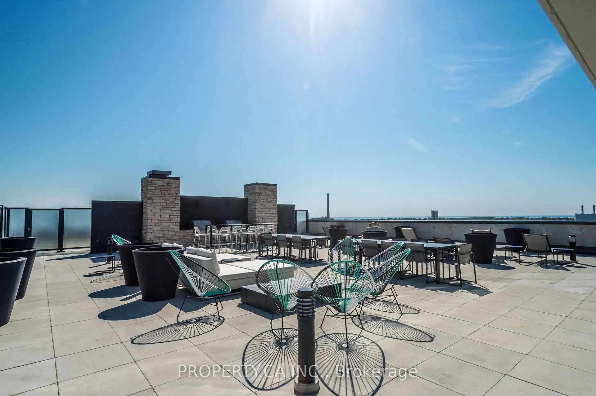 1190 Dundas Street E, #305