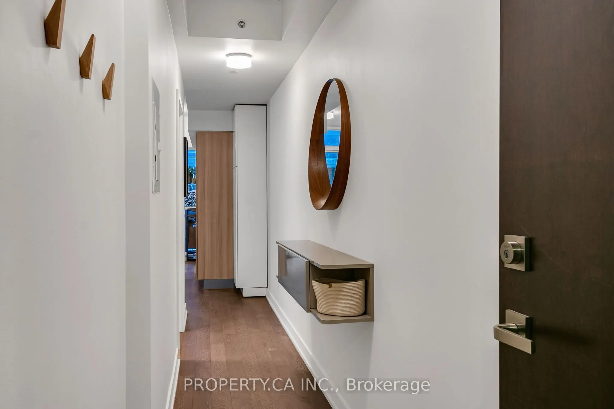 1190 Dundas Street E, #305
