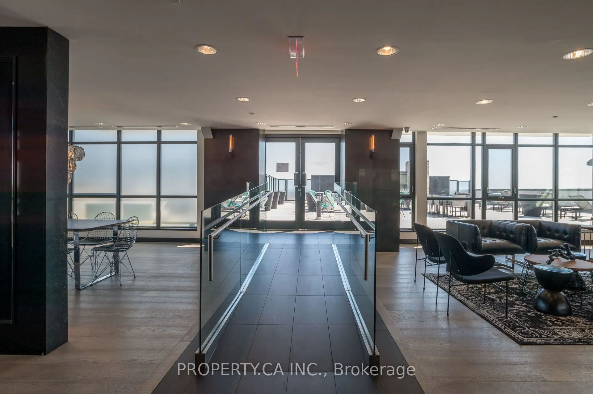 1190 Dundas Street E, #305