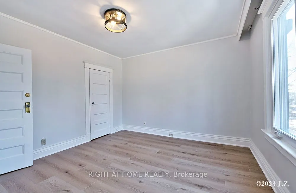 37 Kingswood Road