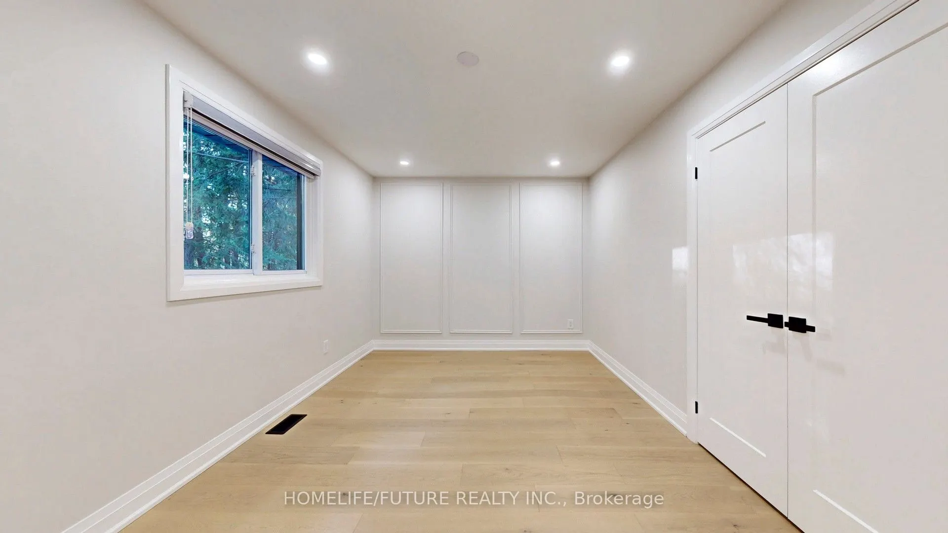 474 Taunton Road W, #Main