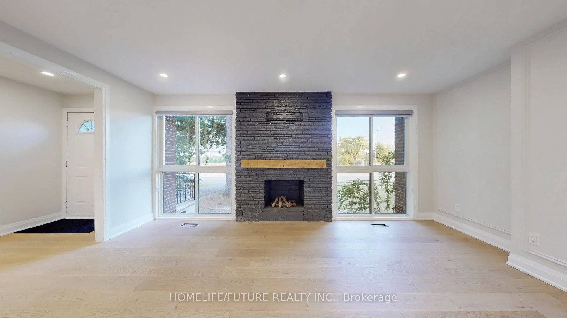 474 Taunton Road W, #Main
