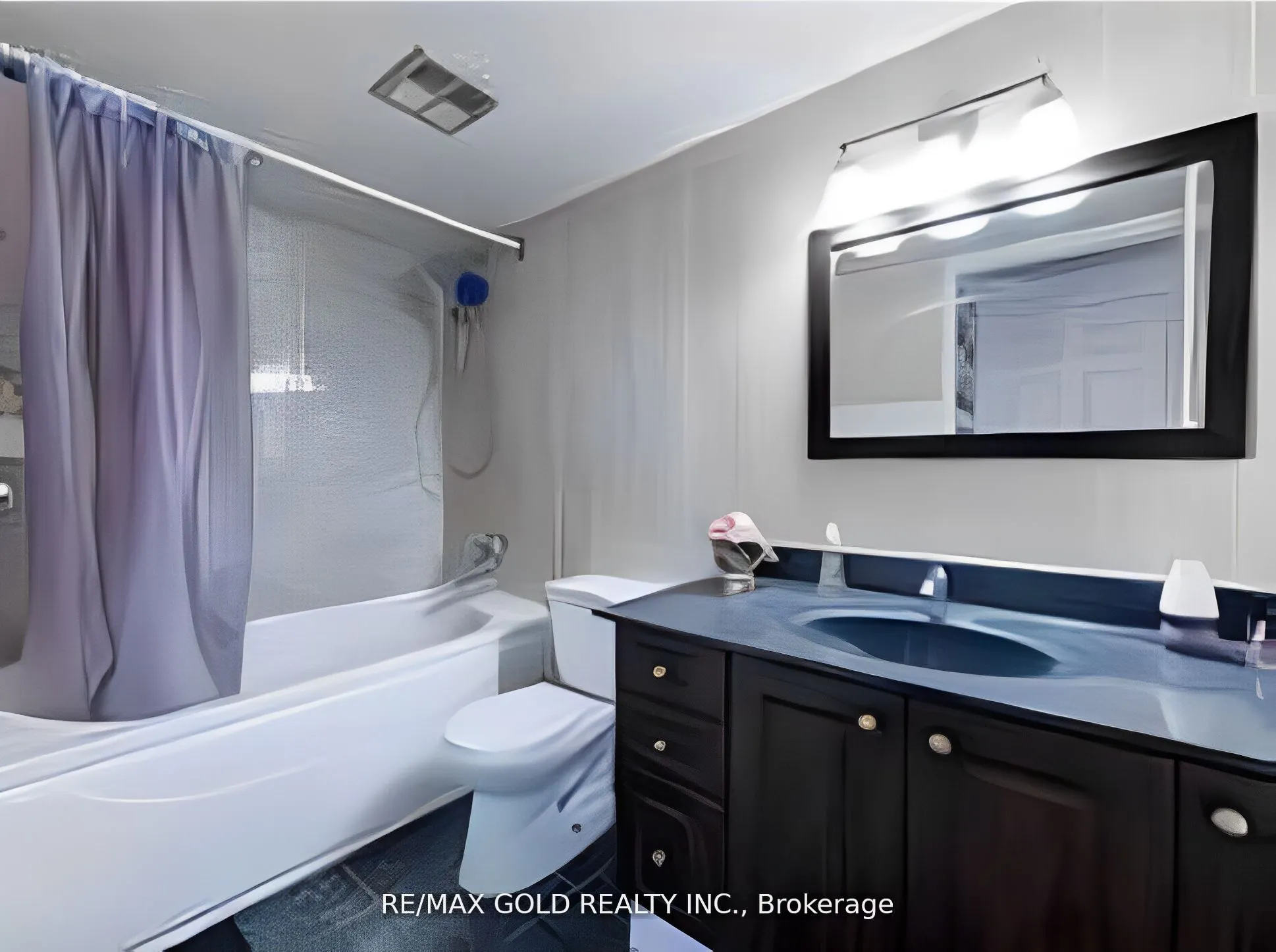 10 Tapscott Road, #907