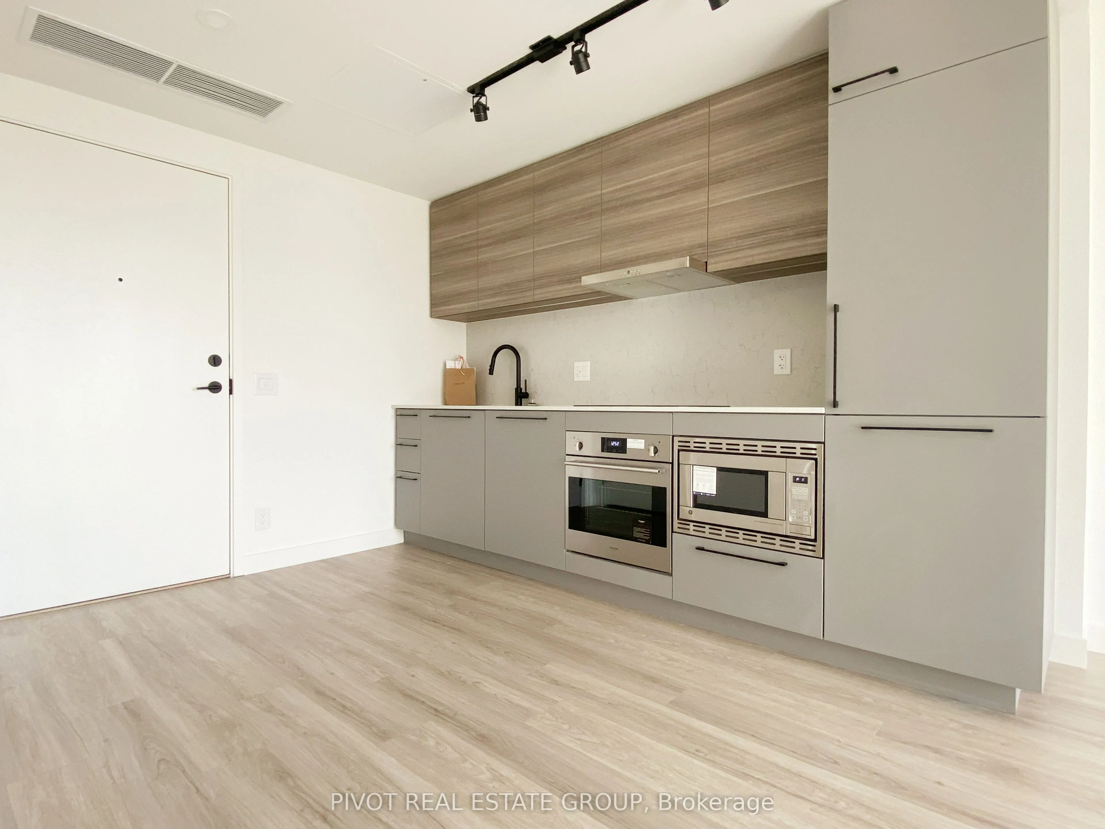 1050 Eastern Avenue, #1213