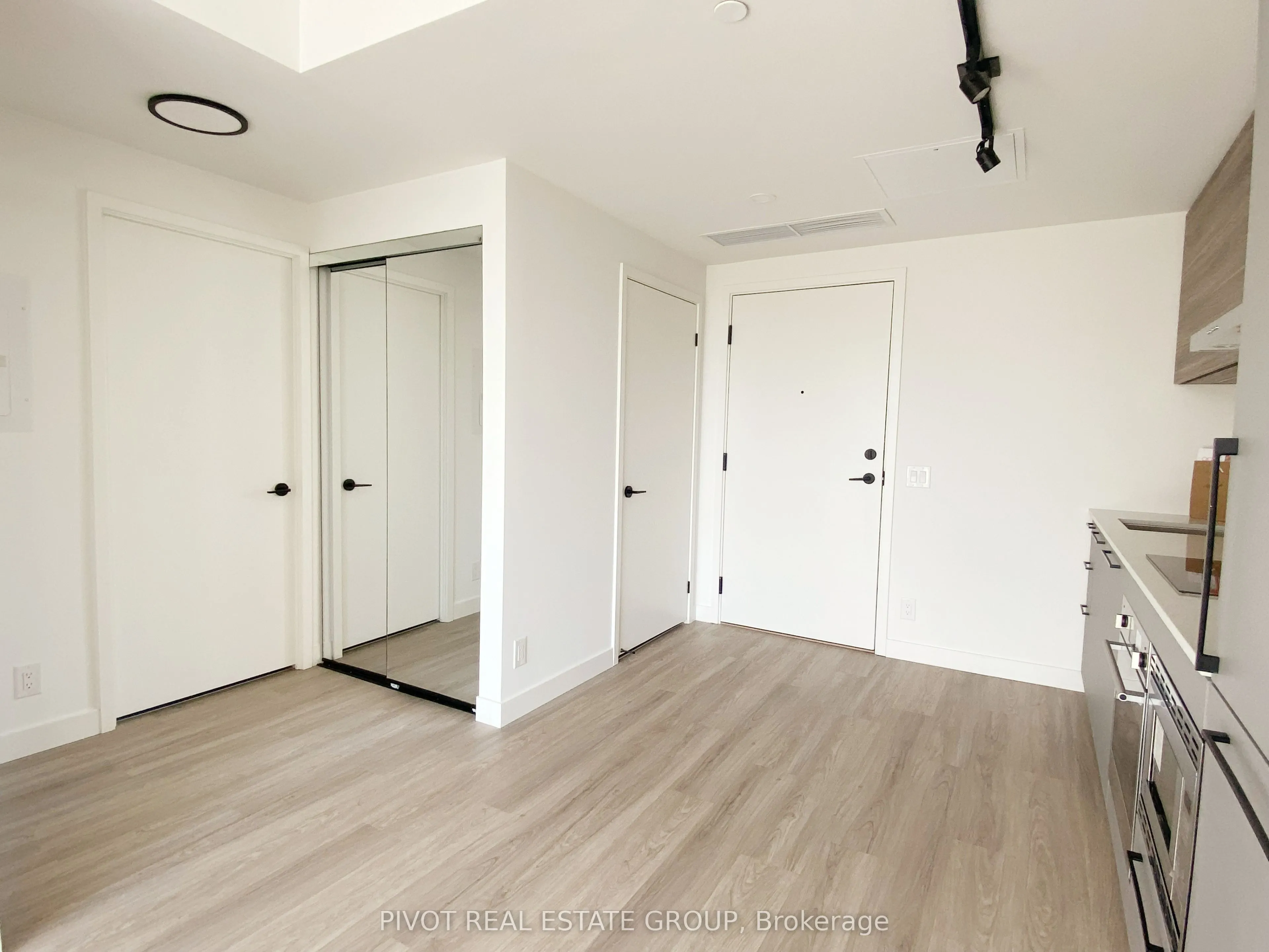 1050 Eastern Avenue, #1213