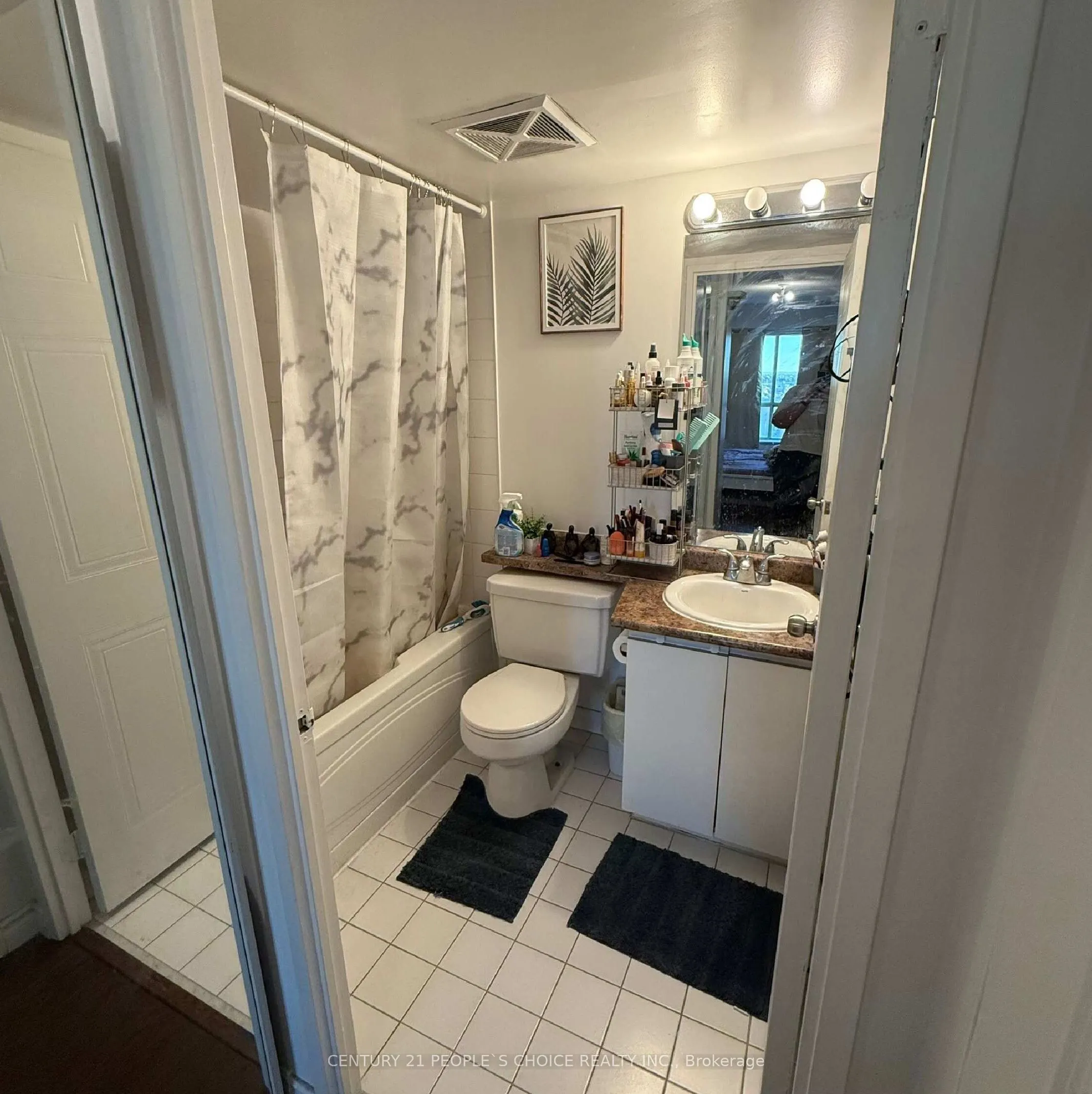 1470 Midland Avenue, #2009