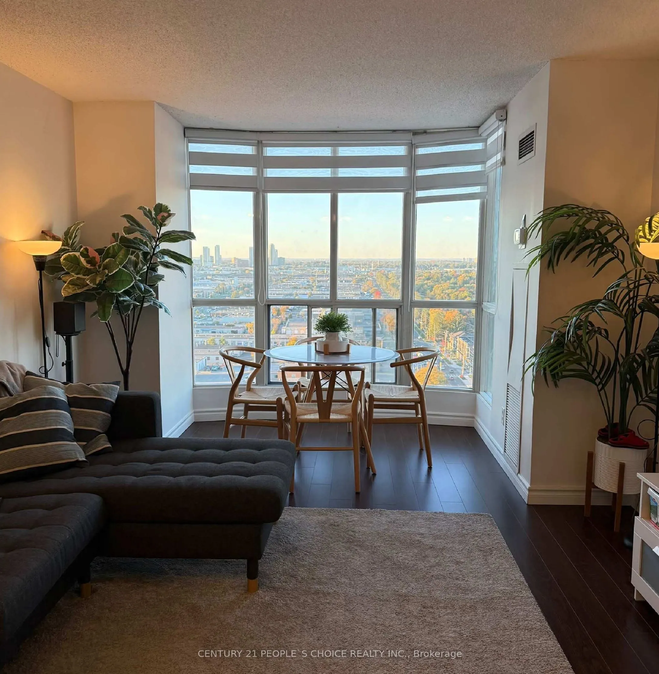 1470 Midland Avenue, #2009
