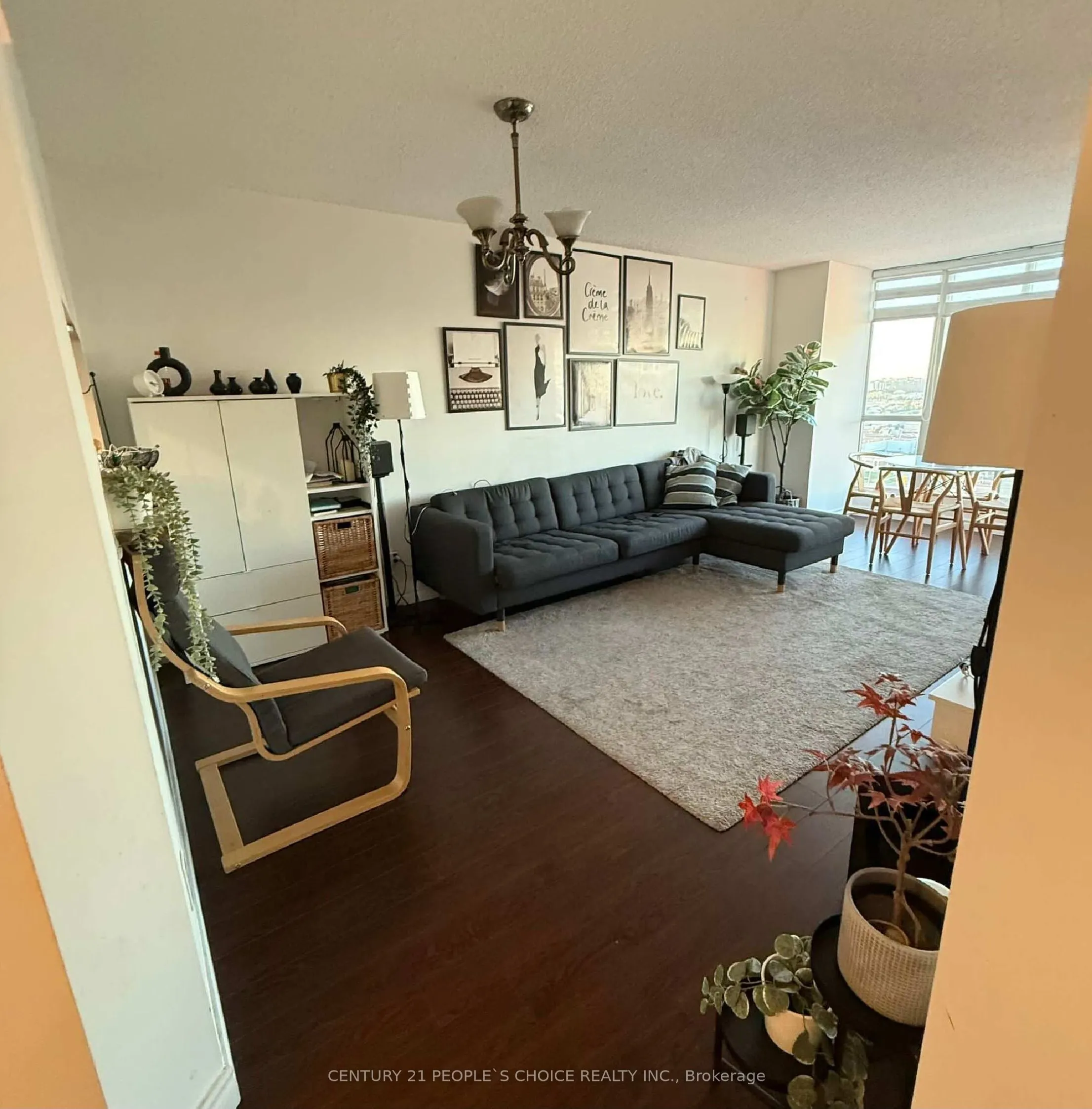 1470 Midland Avenue, #2009