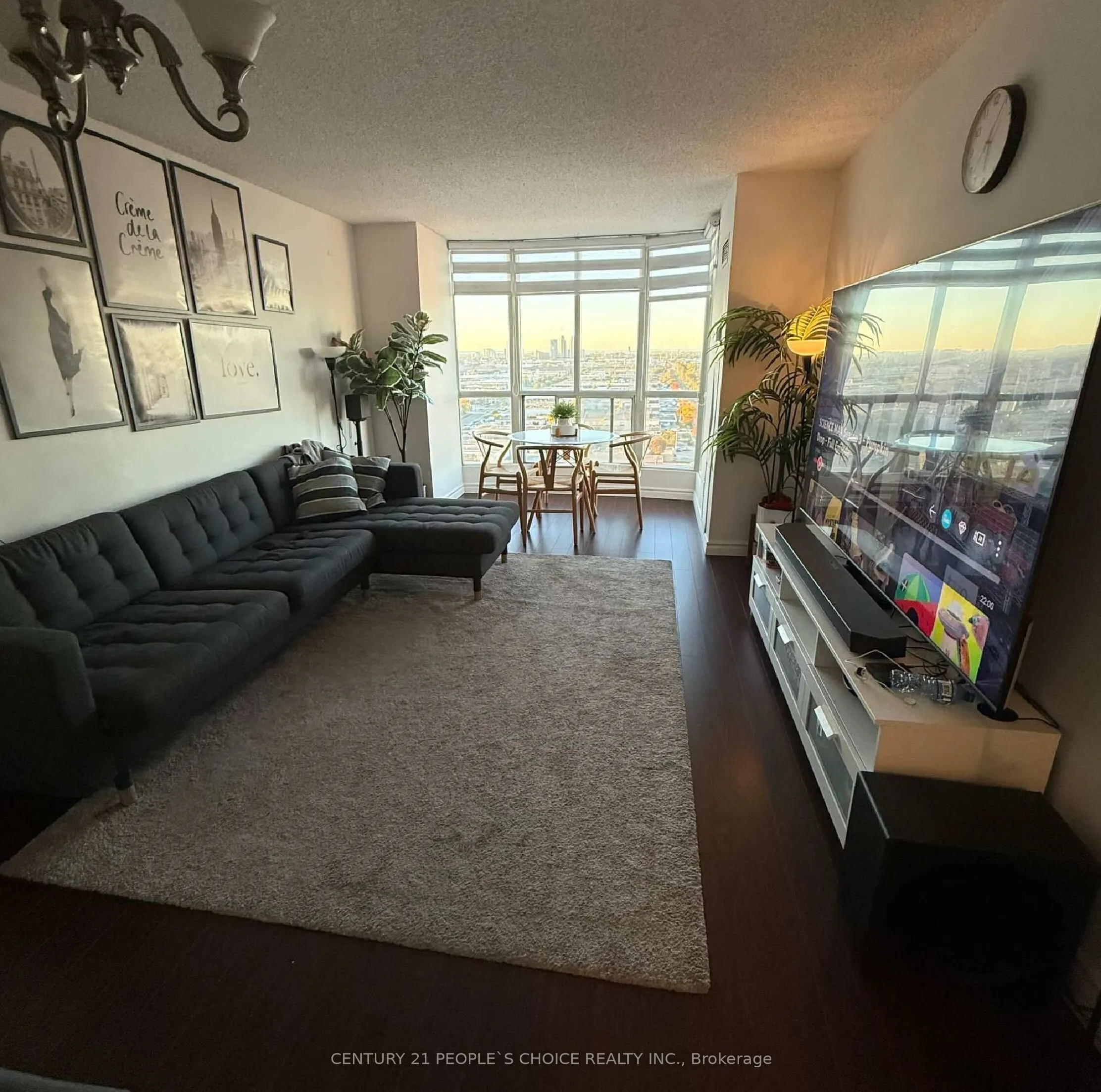 1470 Midland Avenue, #2009