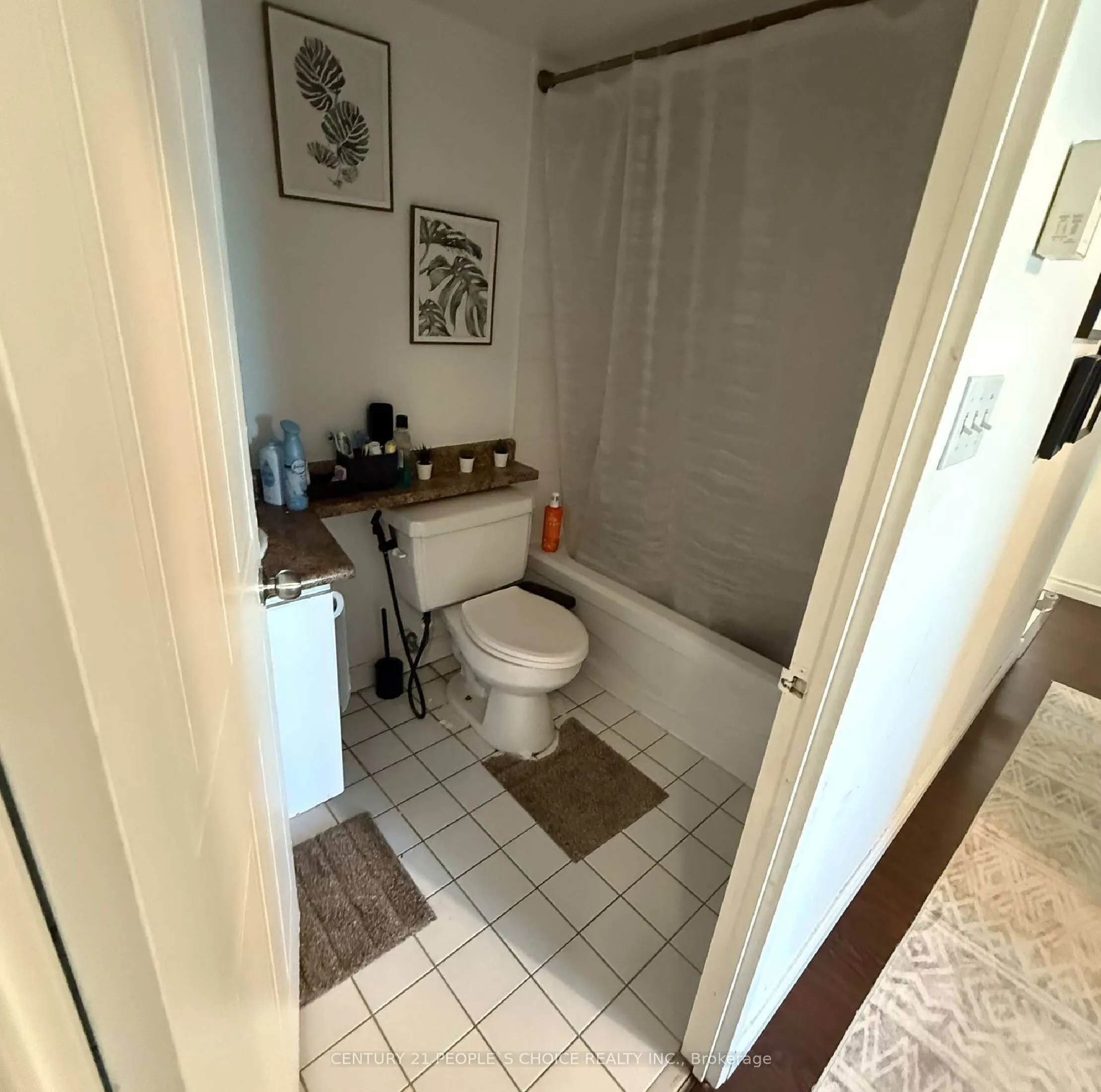 1470 Midland Avenue, #2009