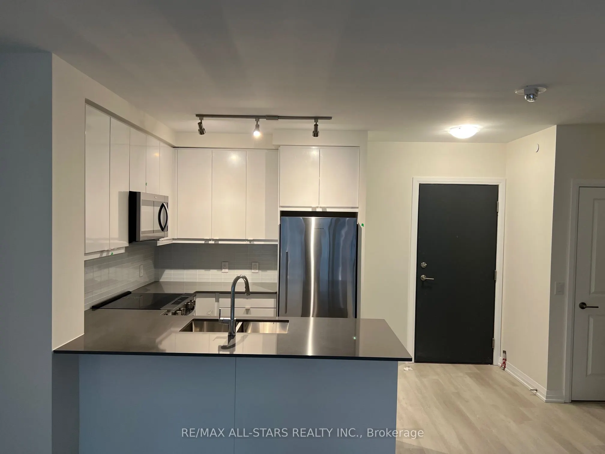 3260 Sheppard Avenue E, #309